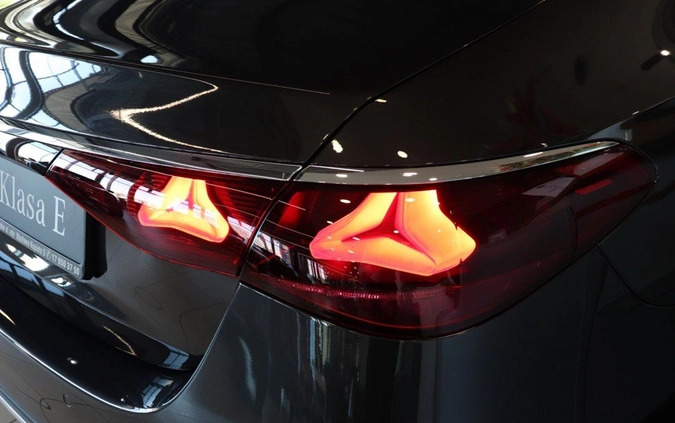 Mercedes-Benz Klasa E cena 399000 przebieg: 1, rok produkcji 2023 z Mogilno małe 137